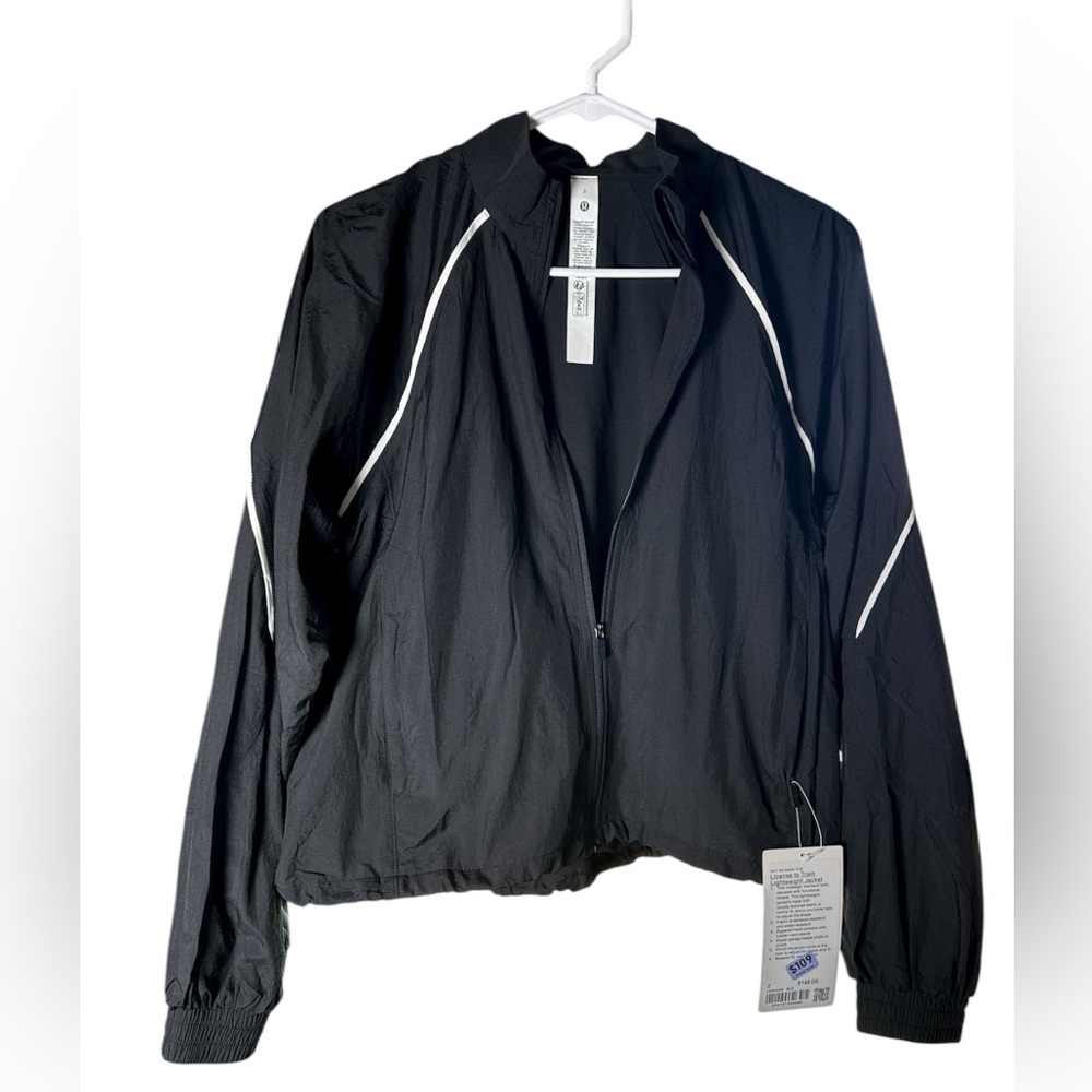 Lululemon License to Train Lightweight Jacket, NWT, Black & White - Picture 9 of 14